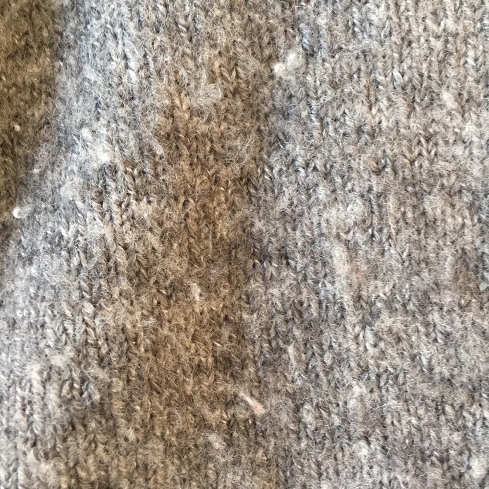 Gray Sweater - Picture 3 of 4